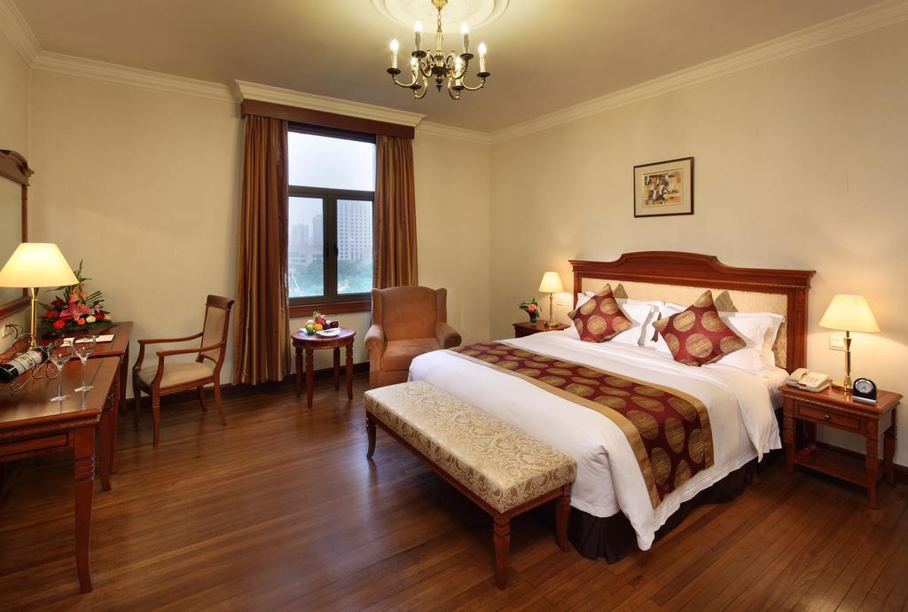 Jin Jiang Pacific Hotel Shanghai Exterior foto