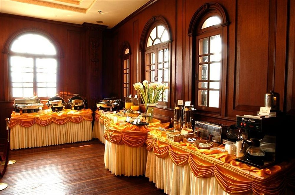 Jin Jiang Pacific Hotel Shanghai Exterior foto